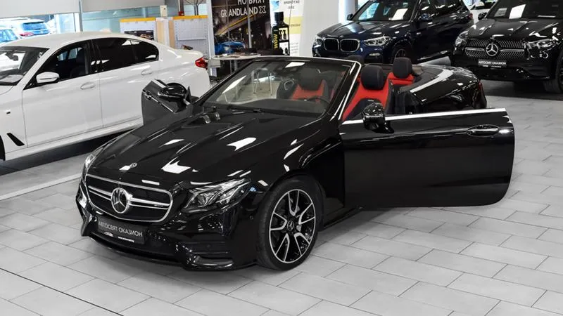 Mercedes-Benz E 53 AMG Cabrio 4MATIC+ Image 1