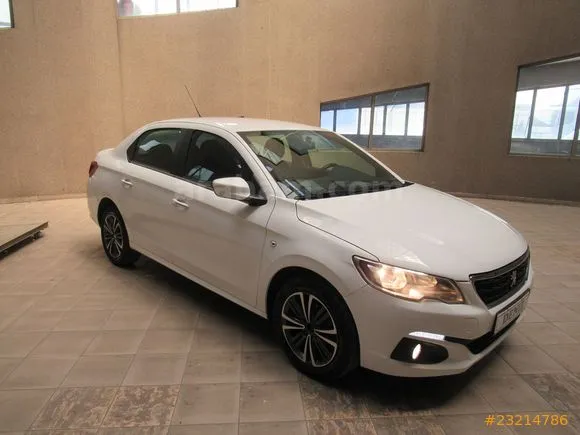 Peugeot 301 1.5 BlueHDI Allure Image 2